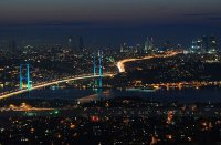 Afterşoklar davam edir: İstanbulda gecəni harada keçirmək olar?