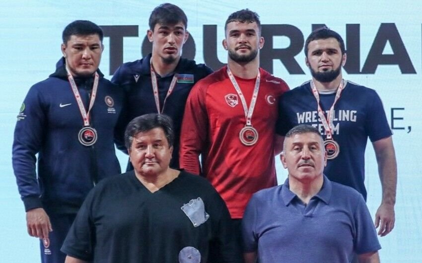 Azərbaycan güləşçisi Türkiyədə çempion oldu