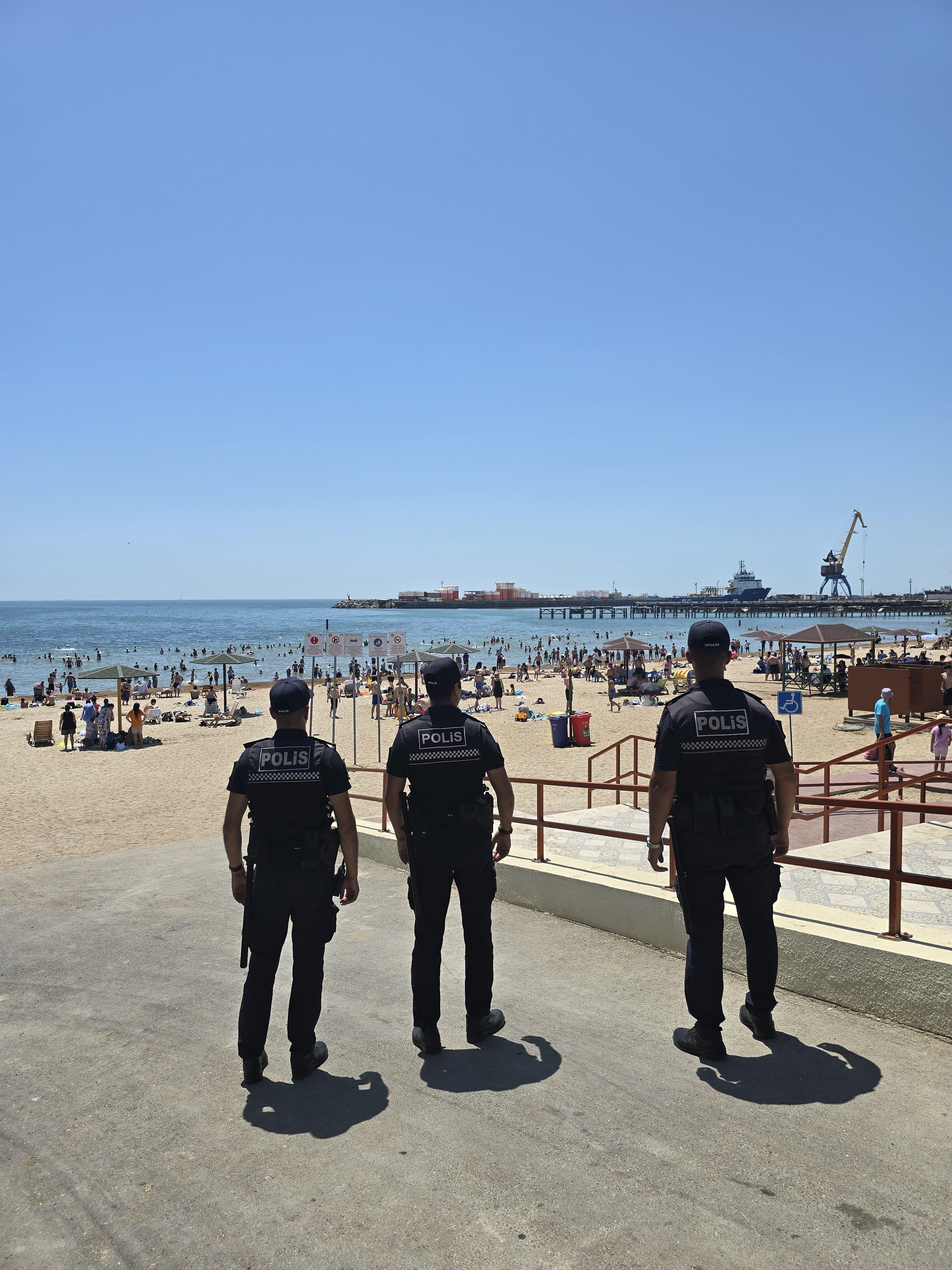 İstirahət zonalarında polisin fasiləsiz xidməti təşkil edilib