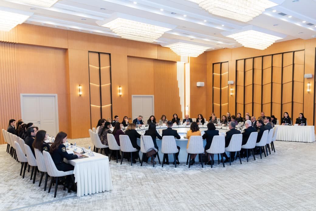 Qadınlara qarşı zorakılıq halları və görülən işlər müzakirə olunub