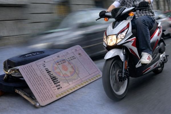 Baş Dövlət Yol Polisi İdarəsinin moped sürücülərinə müraciəti